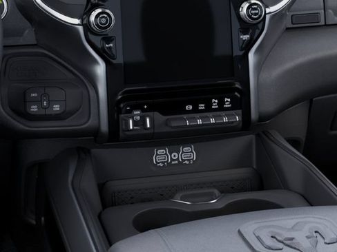 New 2026 RAM 2500 Laramie AWD/4WD image 25