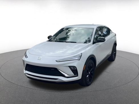 Used 2025 Buick Envista Sport Touring image 7