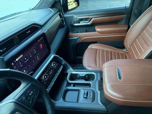 Certified 2024 GMC Sierra 3500 Denali Ultimate image 10