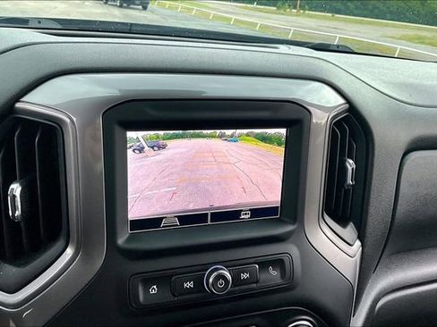 Used 2023 Chevrolet Silverado 1500 Custom AWD/4WD image 15