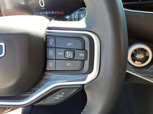 Used 2022 Jeep Wagoneer Series II image 21