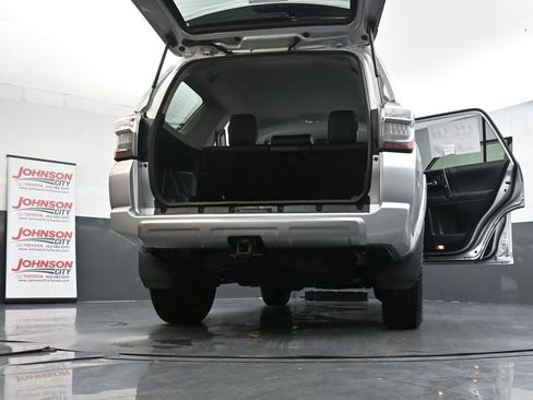 Used 2021 Toyota 4Runner TRD Off-Road Premium image 51