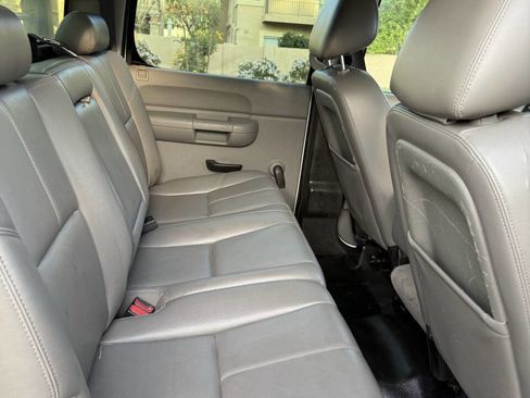 Used 2013 Chevrolet Silverado 3500 W/T w/ Skid Plate Package image 11