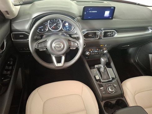 Used 2025 MAZDA CX-5 AWD 2.5 S w/ Preferred Package image 2