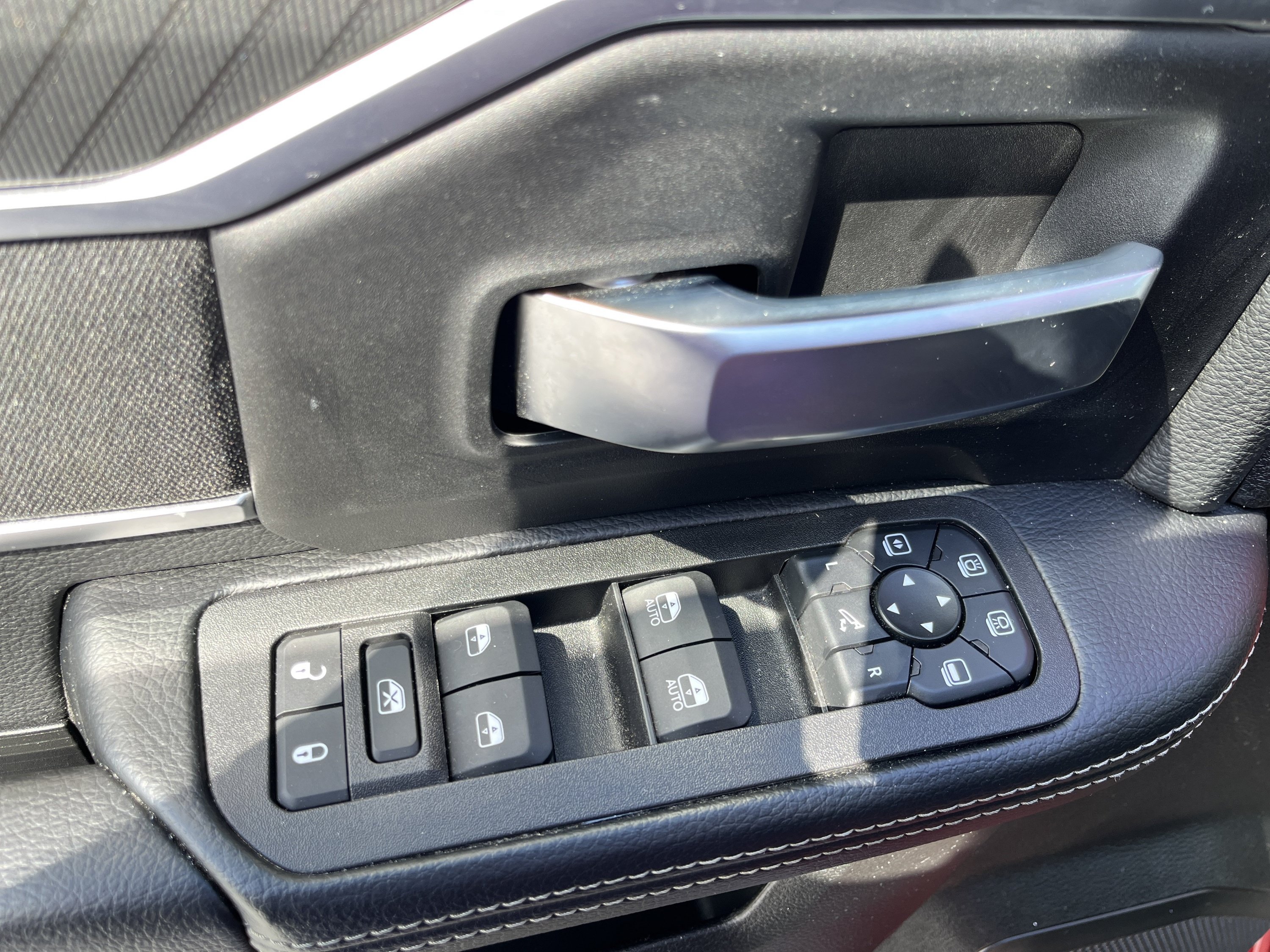 Used 2026 RAM 2500 Big Horn AWD/4WD image 15