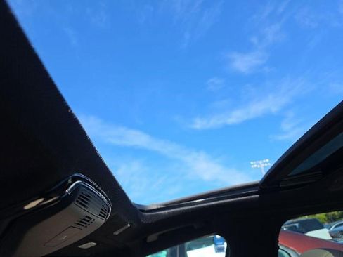 Used 2018 BMW 530i image 14