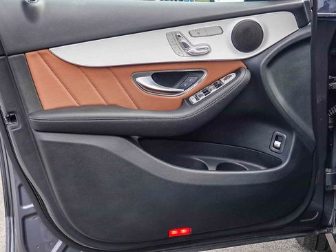 Certified 2022 Mercedes-Benz GLC 300 image 20