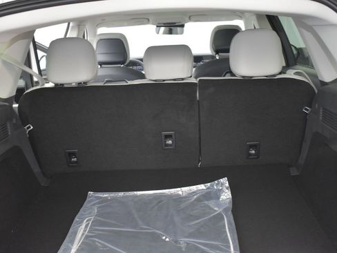 New 2026 Lincoln Nautilus Premier w/ Equipment Group 102A image 13