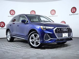 Used 2022 Audi Q3 2.0T Premium w/ Convenience Package image 1