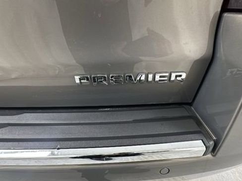 Used 2019 Chevrolet Suburban Premier image 44