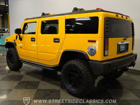 Used 2004 HUMMER H2 w/ Preferred Equipment Group AWD/4WD image 10