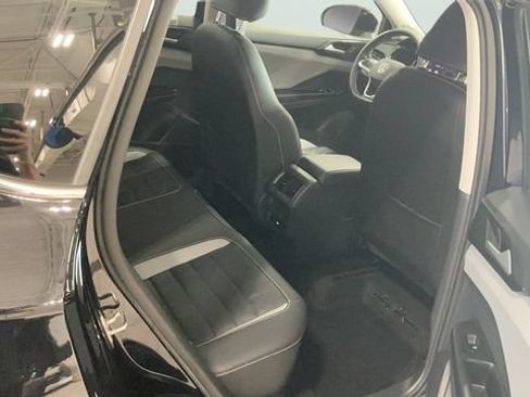 Used 2023 Volkswagen Taos SEL AWD/4WD image 15