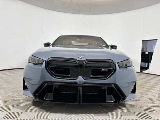 Used 2026 BMW M5 w/ Executive Package AWD/4WD image 2