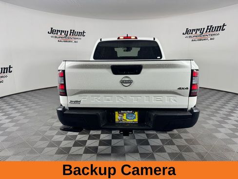Used 2023 Nissan Frontier S w/ Tow Package image 8