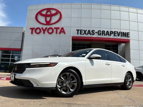 Used 2023 Honda Accord EX-L image 2