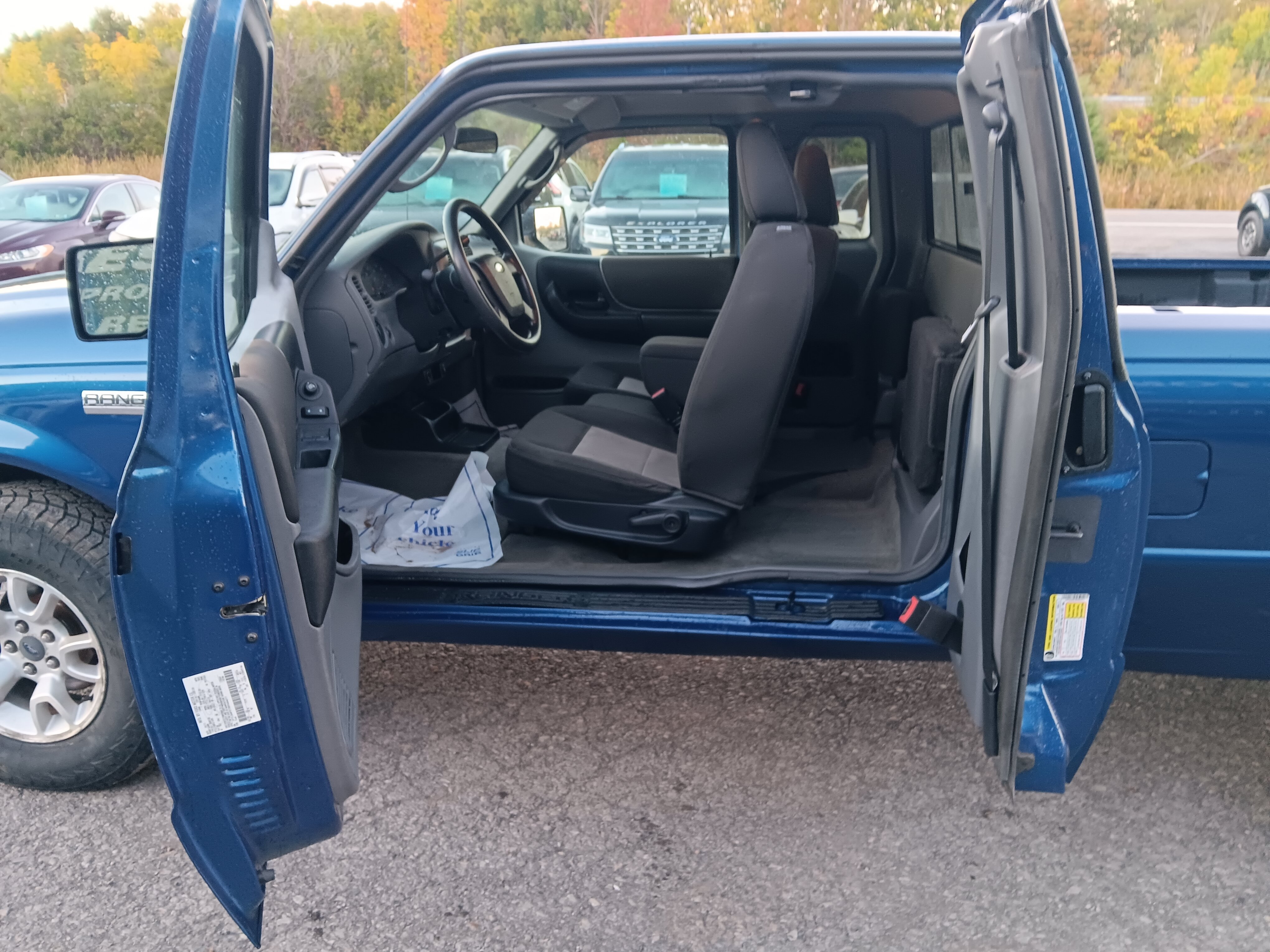Used 2011 Ford Ranger XLT w/ Payload Pkg 2 AWD/4WD image 11