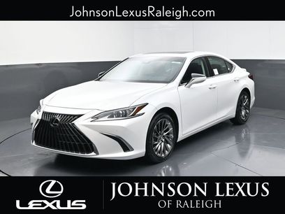 New 2025 Lexus ES 300h w/ Luxury Package