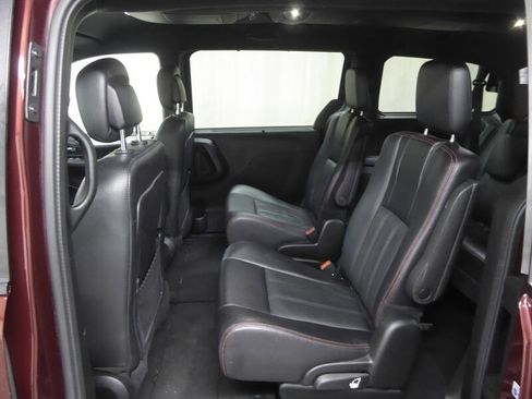 Used 2019 Dodge Grand Caravan GT FWD image 27