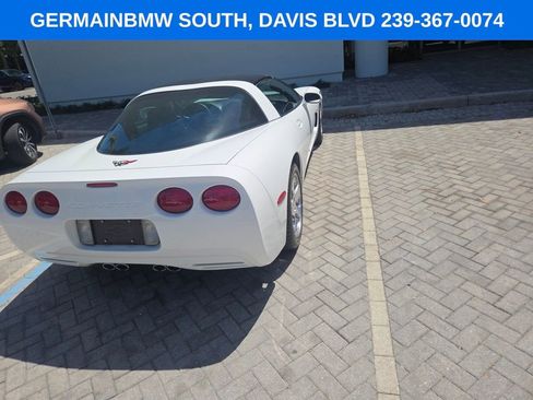 Used 2004 Chevrolet Corvette Coupe image 17