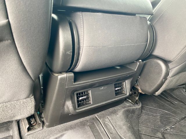Certified 2023 Chevrolet Silverado 1500 Custom Trail Boss w/ LPO, Dark Essentials Package AWD/4WD image 18