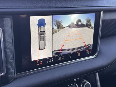 Used 2023 GMC Yukon Denali w/ Denali Reserve Package image 17