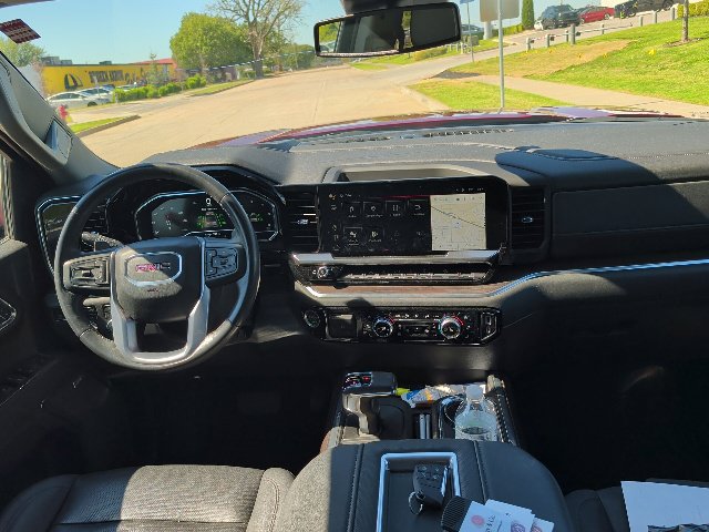 Used 2022 GMC Sierra 1500 SLT AWD/4WD image 12
