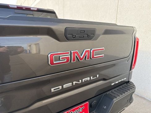 Used 2019 GMC Sierra 1500 Denali w/ Denali Ultimate Package image 29