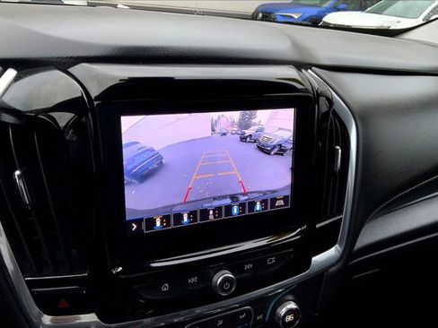 Used 2020 Chevrolet Traverse RS image 21