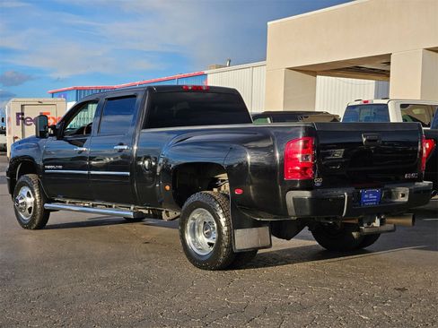Used 2014 GMC Sierra 3500 Denali image 8