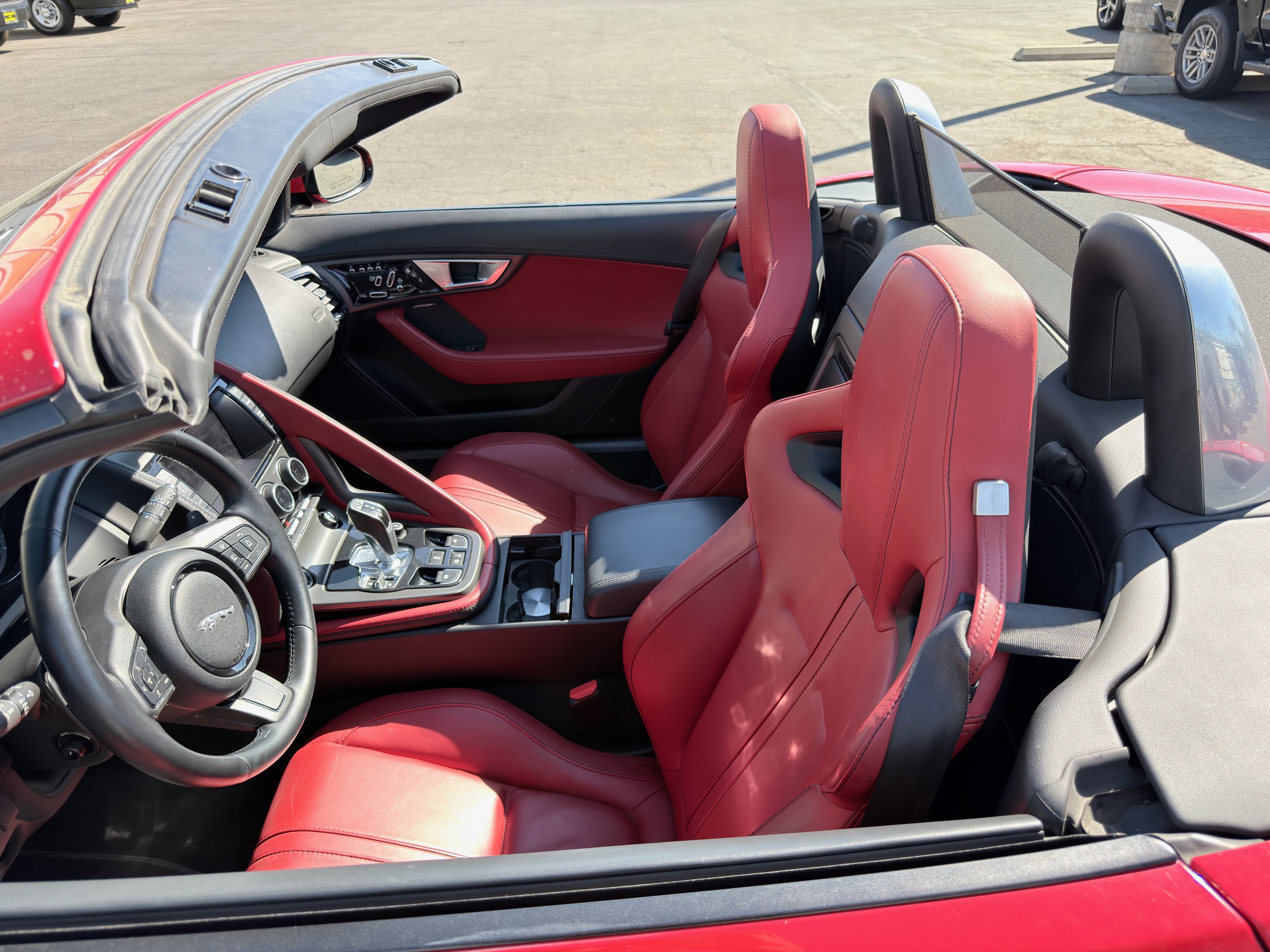 Used 2014 Jaguar F-TYPE Convertible RWD image 48
