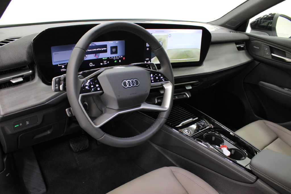 New 2026 Audi Q3 quattro 2.0T AWD/4WD image 15