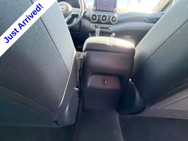 Used 2024 Nissan Sentra SV FWD image 31