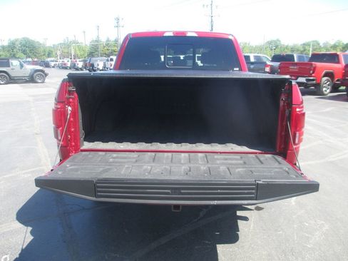 Used 2015 Ford F150 Platinum w/ Equipment Group 701A Luxury AWD/4WD image 8