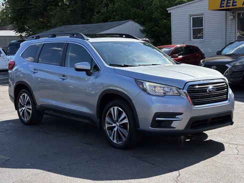 Used 2019 Subaru Ascent Premium AWD/4WD image 2