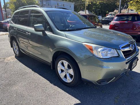 Used 2014 Subaru Forester 2.5i Premium w/ All-Weather Package image 7