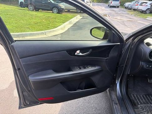 Used 2022 Kia Forte GT-Line FWD image 35