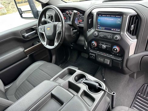 Used 2023 Chevrolet Silverado 3500 LT w/ Convenience Package image 19