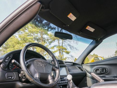 Used 2003 Chevrolet Corvette Z06 w/ Memory Package, 3 Drivers image 34