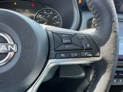 Used 2024 Nissan Kicks SR FWD image 23