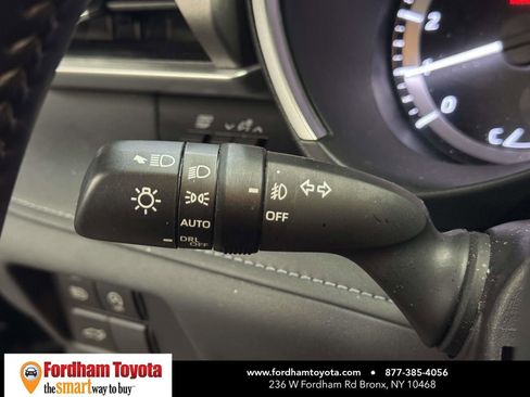 Certified 2025 Toyota Highlander XLE image 23