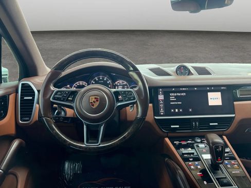 Used 2019 Porsche Cayenne AWD/4WD image 28