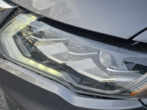 Used 2017 Nissan Rogue SL w/ SL Premium Package image 33