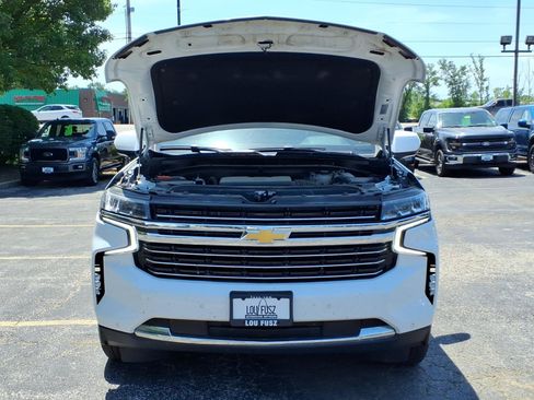 Used 2024 Chevrolet Suburban LT AWD/4WD image 32