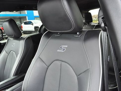 Used 2025 Chrysler Pacifica Limited FWD image 10