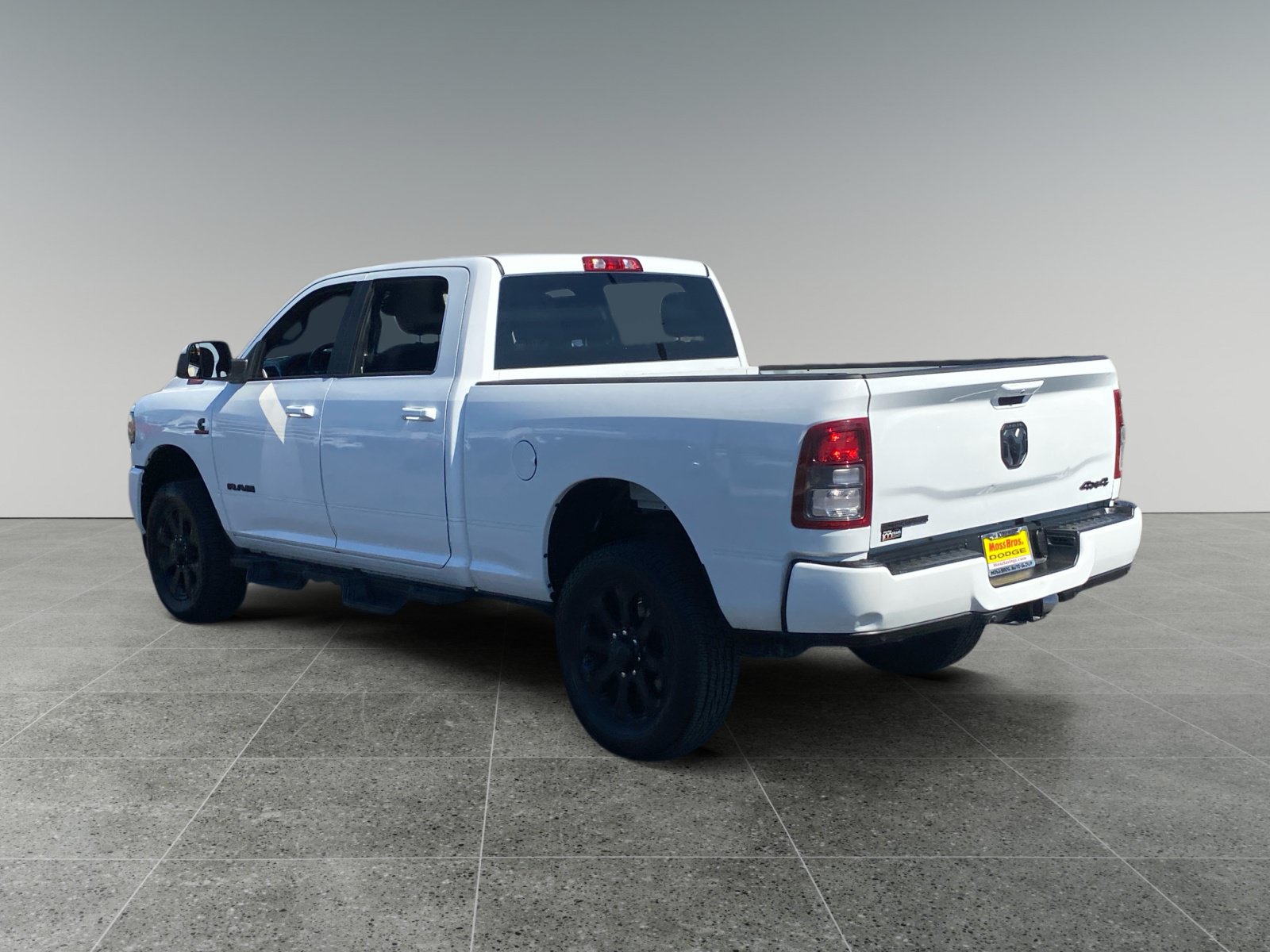 Used 2021 RAM 2500 Big Horn w/ Night Edition AWD/4WD image 3