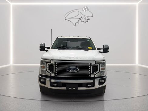 Used 2022 Ford F350 XLT w/ XLT Premium Package AWD/4WD image 8