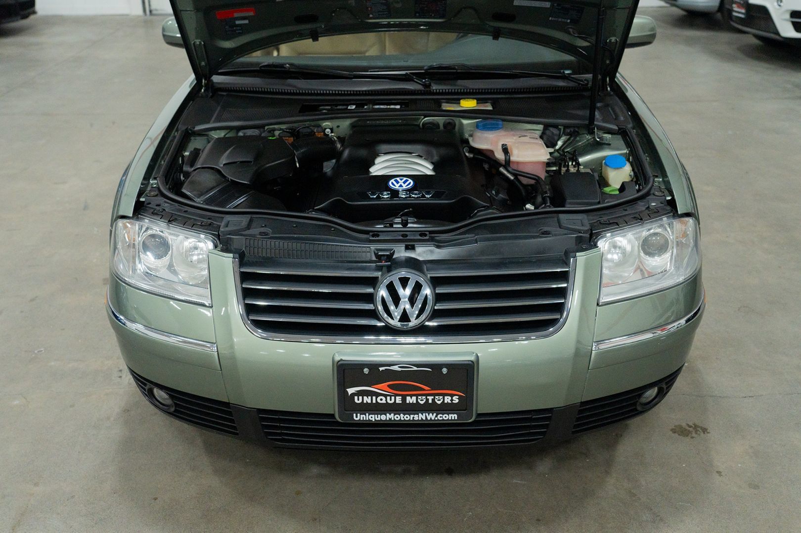 Used 2002 Volkswagen Passat GLX AWD/4WD image 40