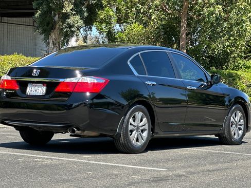 Used 2013 Honda Accord LX image 9
