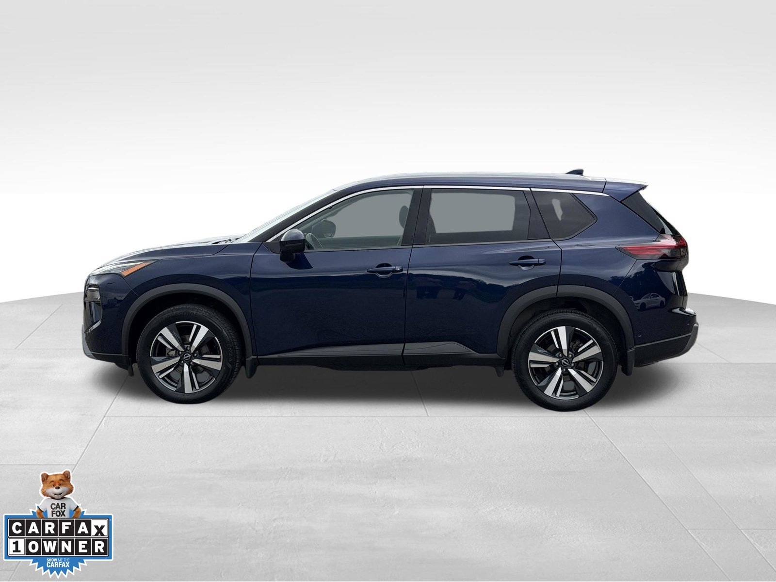 Used 2024 Nissan Rogue SL w/ SL Premium Package AWD/4WD image 5
