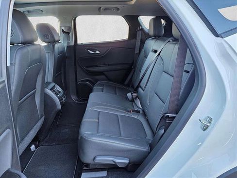 New 2026 Chevrolet Blazer LT w/ Sound & Technology Package FWD image 16